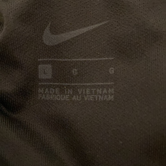 Nike running shorts- mesh with drawstring - Picture 7 of 11